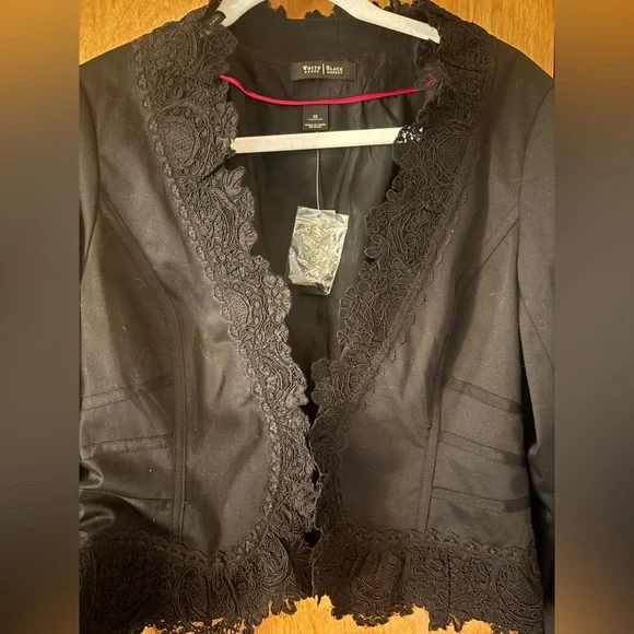 White House Black Market Black Lace Women's Blazer - Picture 6 of 10